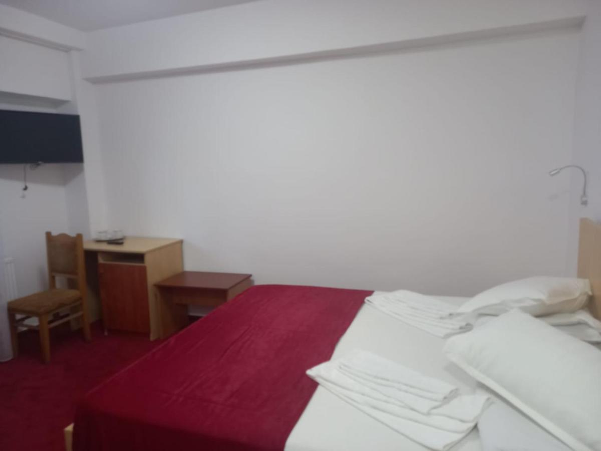Vila Ioana Hotel สลานิก-มอลโดวา ภายนอก รูปภาพ